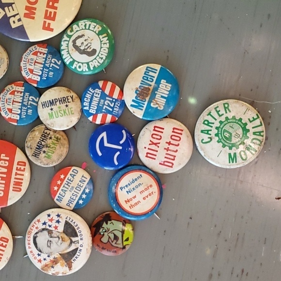 Vintage Button Lot Nixon McGovern Shriver and more - Picture 2 of 3
